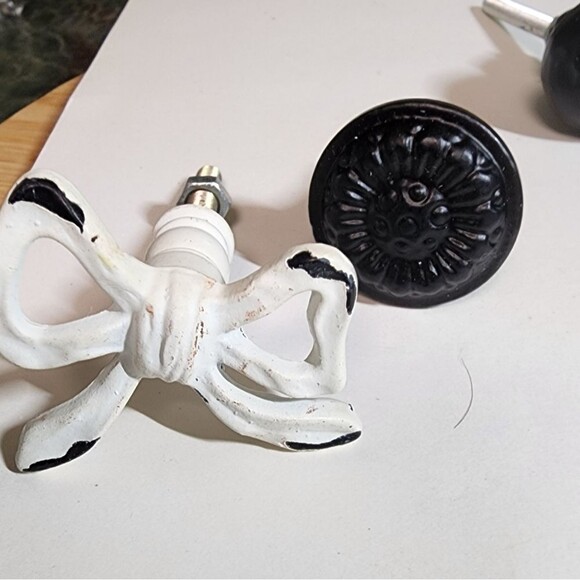 Bundle If Drawer Pulls 9 - Picture 2 of 9